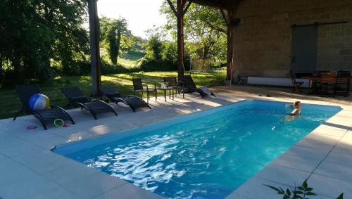Vouneuil-sur-Vienne House | LePireauFr Gîtes Piscine chauffée