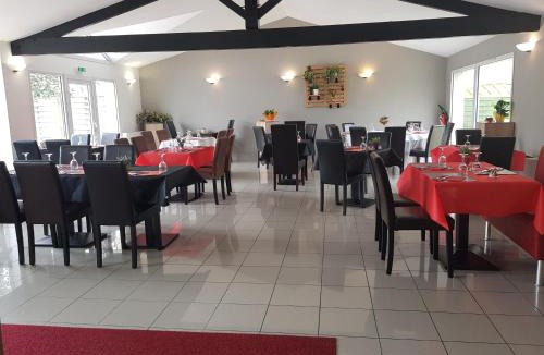 Boutenac-Touvent Hotel | Lerelaisdetouvent