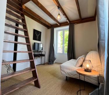 Recloses Bed & Breakfast | Les Écuries