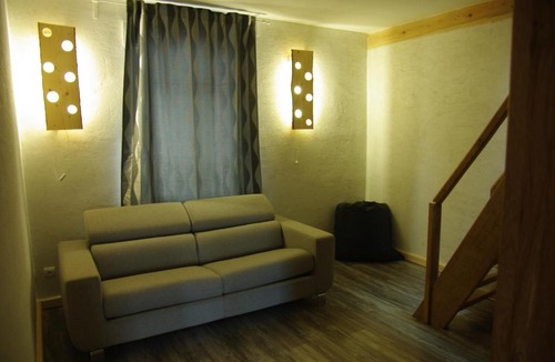 Premanon Apartment | les épinettes