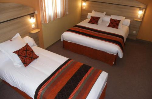 Savigneux Hotel | Les Étoiles Du Forez