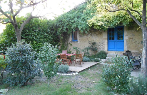La Laupie House | Les étoiles" family gîte with swimming pool