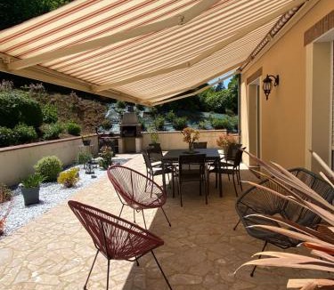 Margon Bed & Breakfast | Les 3 chambres de Christelle & Gilbert