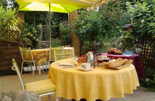 Dossenheim-Kochersberg Bed & Breakfast | Les 3 Clés