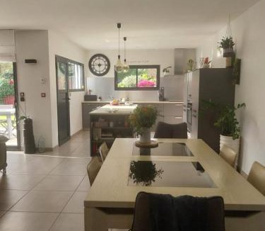 Lagord Villa | LES 3 LYS MAISON avec piscine et garage