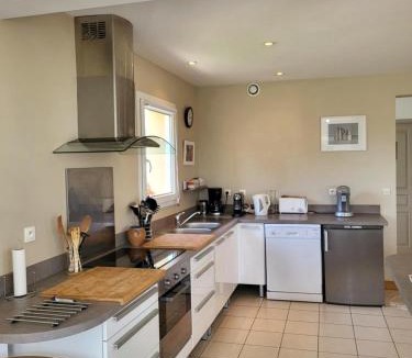 Saint-Germain-sur-Ay House | Les 3 mésanges