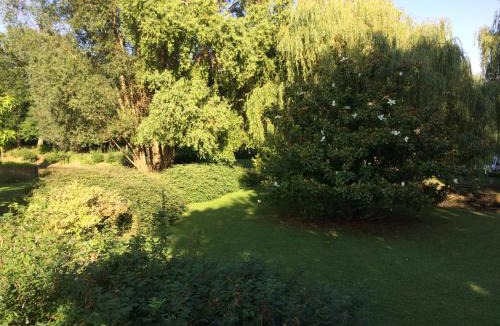 Anjouin Bed & Breakfast | Les 3 Roses