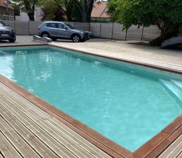 Marquise Cabin | Les 5 Lodges du Château - Piscine & Jacuzzi