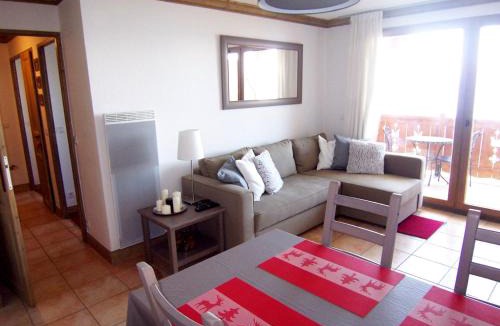 Prapoutel Apartment | les 7 laux immobilier chalet B