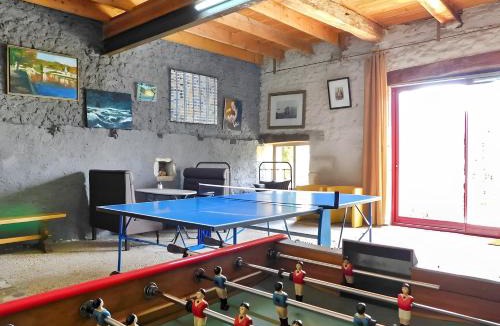 La Chapelle-Faucher House | Les Abeilles