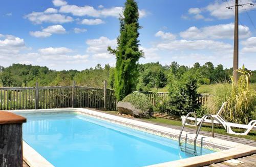 La Chapelle-Faucher House | Les Abeilles