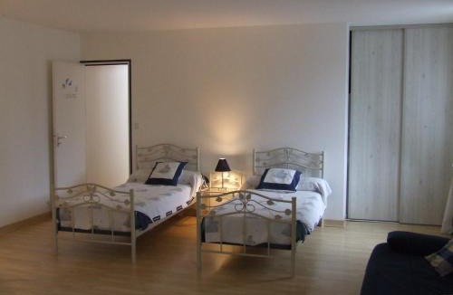 Tirepied Bed & Breakfast | Les Abris de la Sée