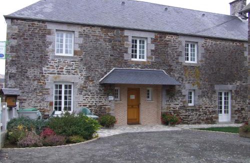 Tirepied Bed & Breakfast | Les Abris de la Sée