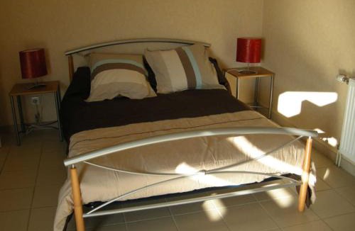 Vouecourt House | Les acacias