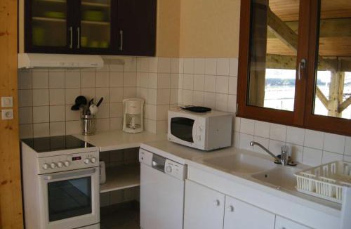 Vouecourt House | Les acacias