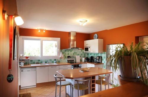 Parnac House | Les Acacias - PARNAC