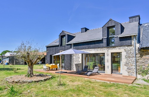 Treal House | Les Agapanthes - 1000 m² de jardin