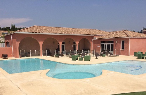 Saint-Christol House | Les Aigrettes Résidence le Bacchus