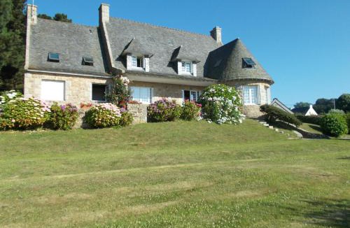 Plougrescant Bed & Breakfast | LES AJONCS