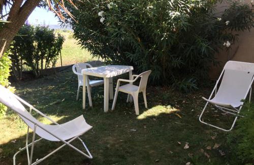 Coursan House | les alicantes