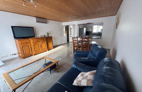 Pollestres House | Les Amandiers
