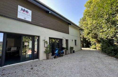 Chaux-Champagny Apartment | LES ANTHOCYANES