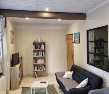 Saint-Georges-d'Elle House | Les Antiers