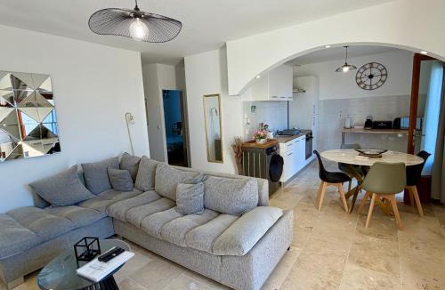 Saint-Laurent-d'Aigouze Apartment | Les Appartements du Mas - Aventurine