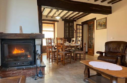 Saints-en-Puisaye House | Les Arnusses 10 pers