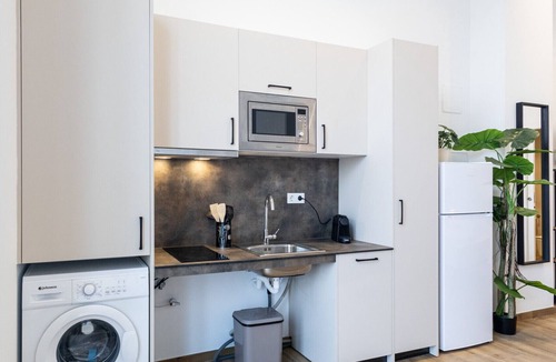 Montolivet Apartment | Les Arts Plaza C by Concept Flats