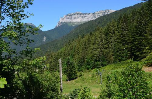 Saint-Pierre-d'Entremont House | Les ateliers du Cucheron