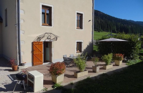 Mijoux House | Les Bains Douches - Mijoux