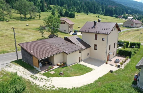 Mijoux House | Les Bains Douches - Mijoux