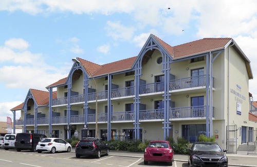 Biscarrosse Plage Apartment | Les Balcons de l’Océan by Interhome