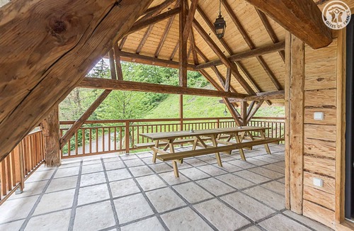 Albertville House | LES Balcons DES Garzons