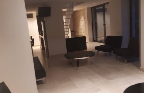 Wy-dit-Joli-Village House | Les Balcons de l'étable