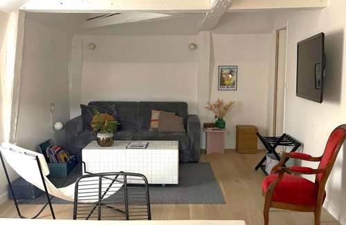 Quartier Hyper-Centre Apartment | Les baleines - Hypercentre 2 chambres avec garage et clim