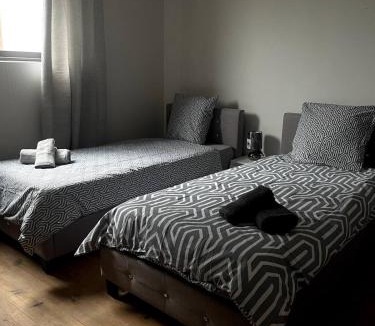 Mas-Saintes-Puelles House | les bambous