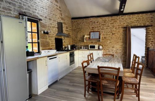 Vimoutiers House | Les Bambous, grande maison 10 pers, piscine, tennis