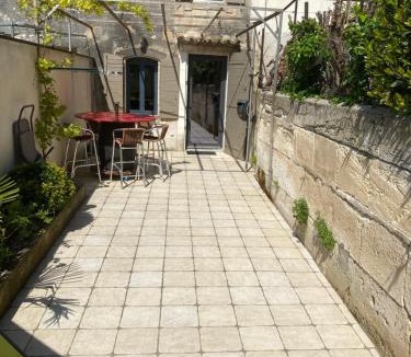 Les Baux-de-Provence House | Les baux