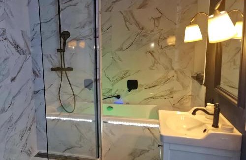 Charleville-Mezieres Apartment | LES BC BG