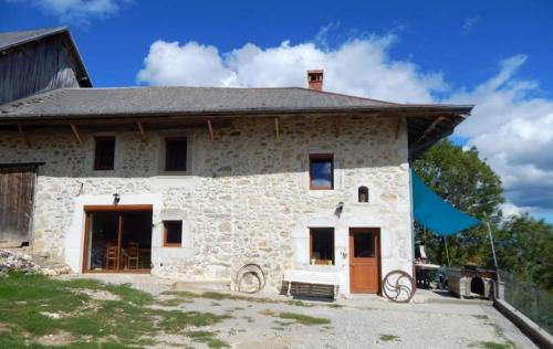 Moye House | Les Bellevues