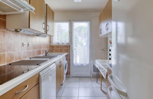 Six-Fours-les-Plages Apartment | Les Bermudes by Interhome