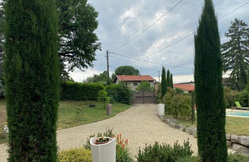 Salaise-sur-Sanne House | Les Berouds