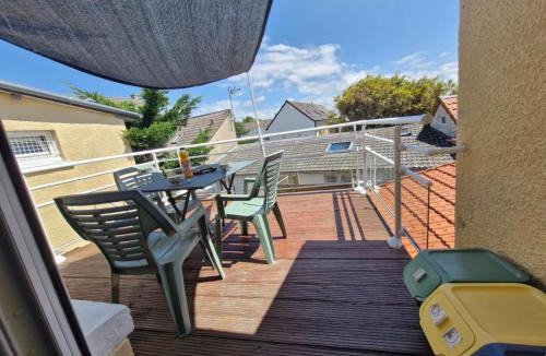 Saint-Martin de Brehal Apartment | Les Bleuets