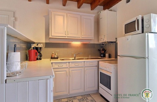 Cite House | Les Bleuets - ST Quay Perros