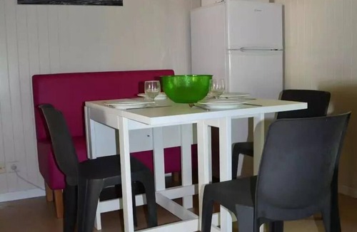Prayssac Ski Chalet | Les Bois de Prayssac Campsite - 3-room chalet for 4 people