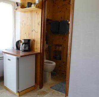 La Rochegiron Bed & Breakfast | Les bois rouges