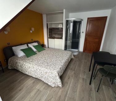 Bussurel Bed & Breakfast | Les Bords de la Lizaine