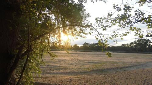 Le Mesnil-en-Vallee House | Les bords de Loire